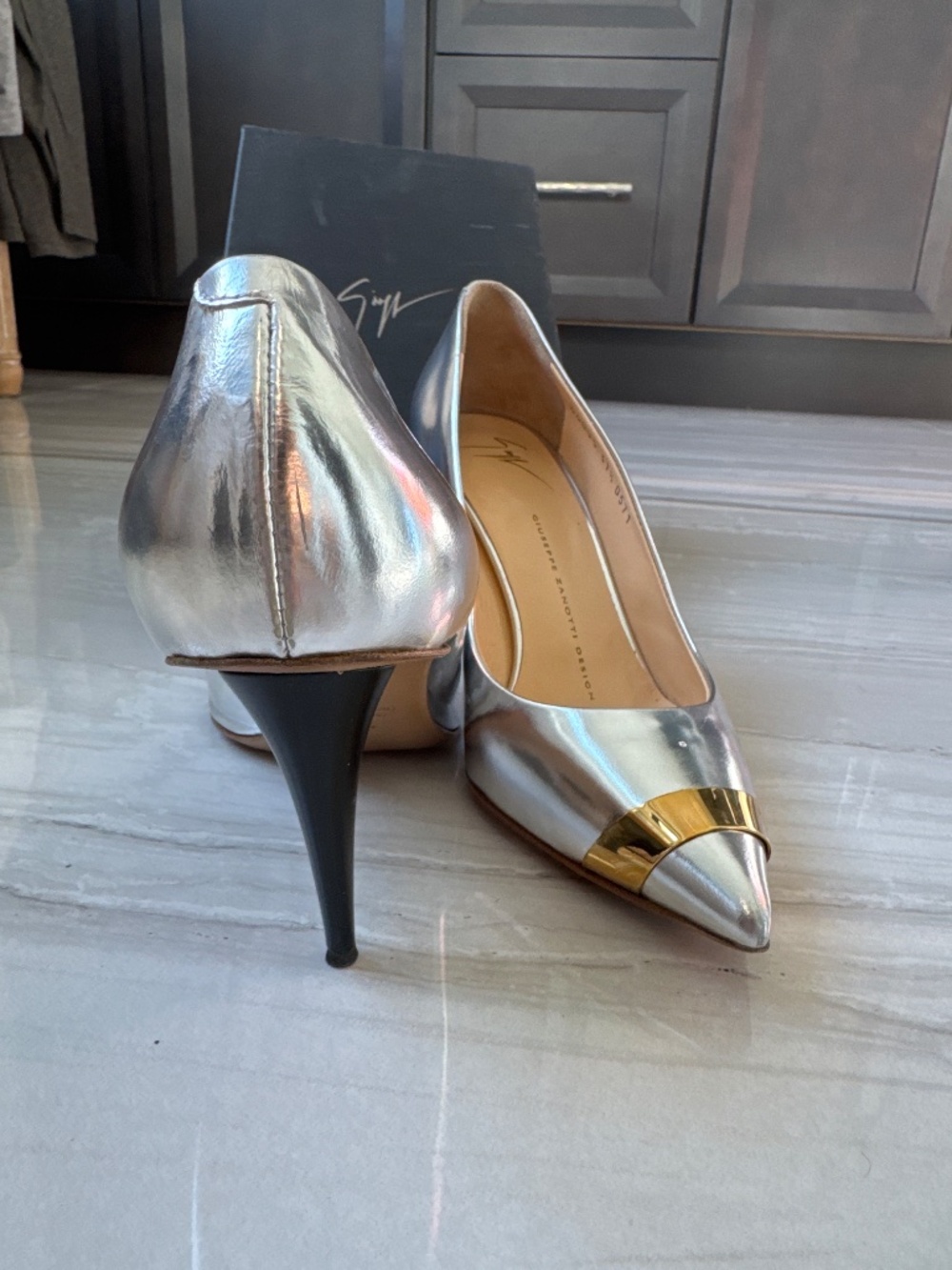 Giuseppe Zanotti - Picture 2 of 6